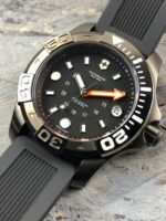 Victorinox Dive Master 500 Black 38mm - Imagen 2