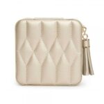 Wolf Caroline Champagne